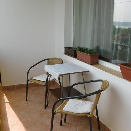 Liliom Apartments Balatonfuered Pokój zdjęcie